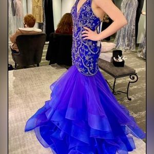 Vienna Prom/Pageant Dress Size 2. Royal Blue/Purple.